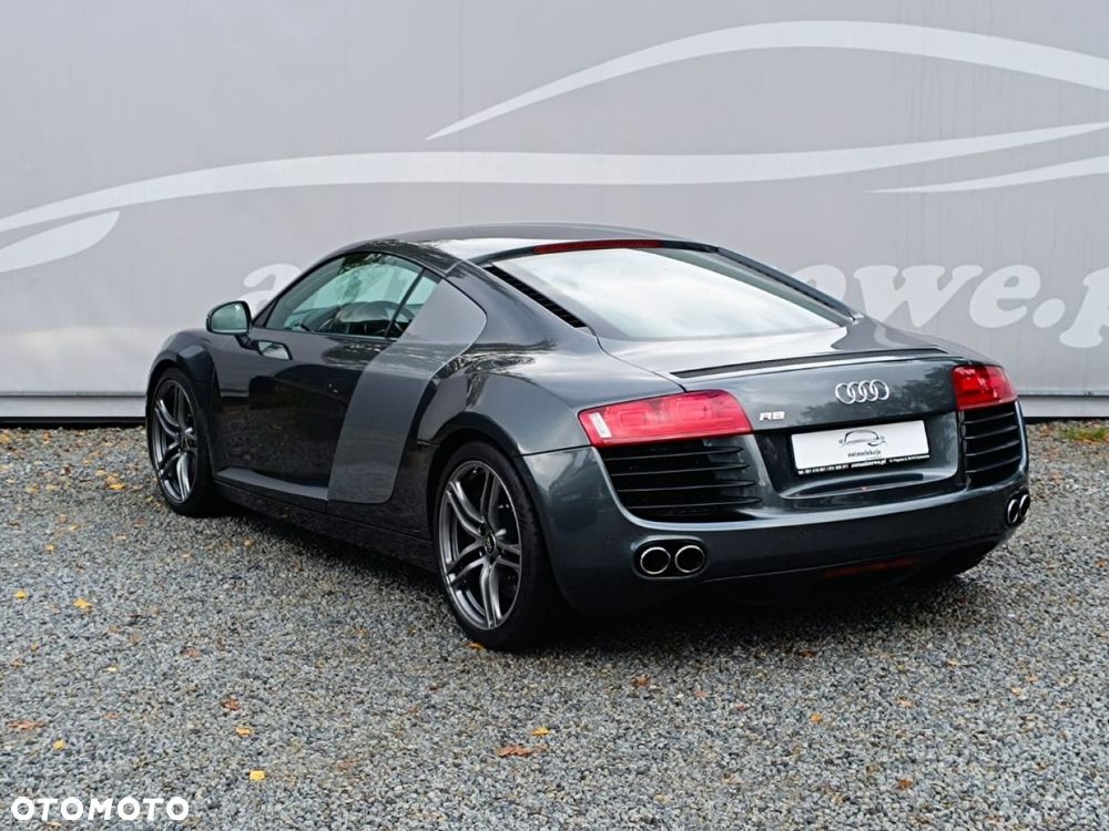 Audi R8 Coupé - 19