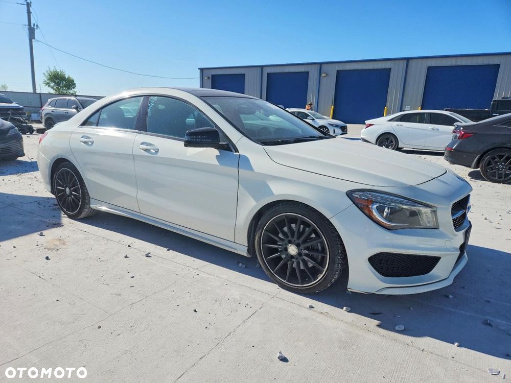 Mercedes-Benz CLA 250 7G-DCT AMG Line - 5