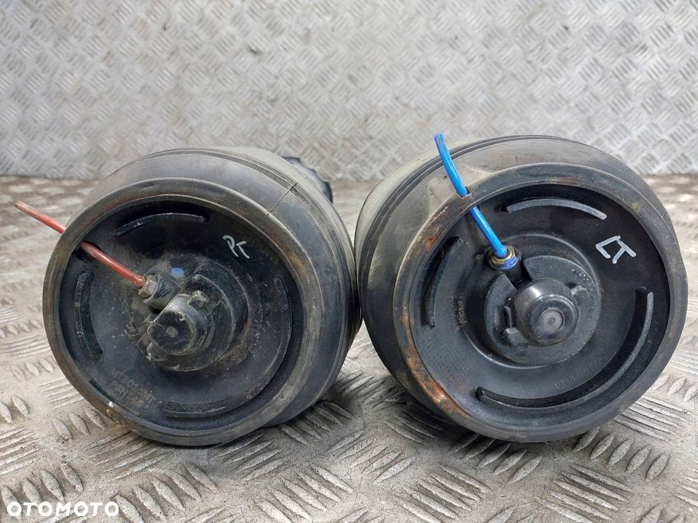 PODUSZKA ZAWIESZENIA TYŁ KOMPLET BMW E60 E61 154966 104930 - 2