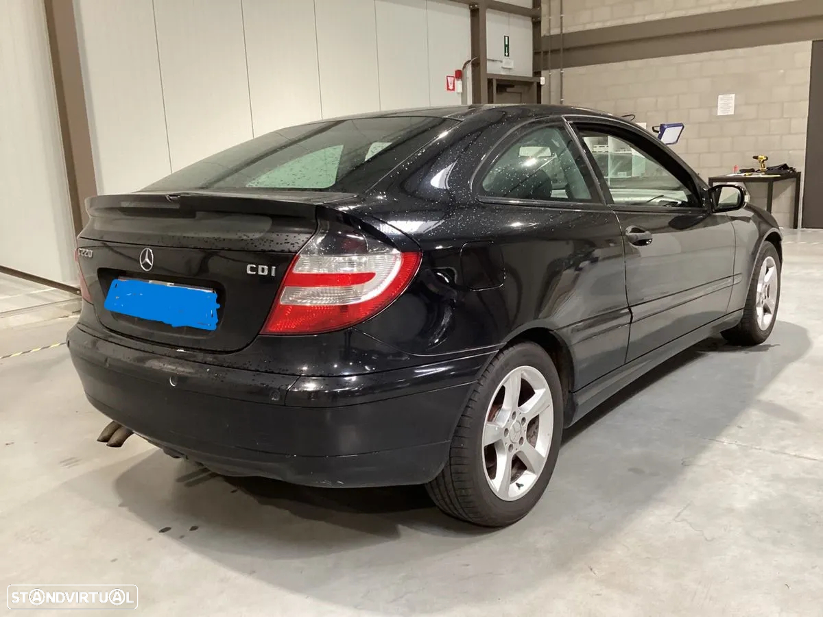 Mercedes C-Coupe de 2005 para peças - 2