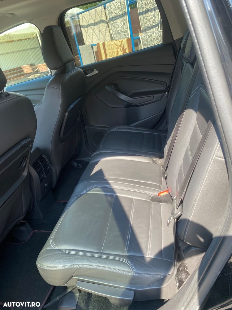 Ford Kuga 2.0 TDCi 4WD Powershift Titanium - 16