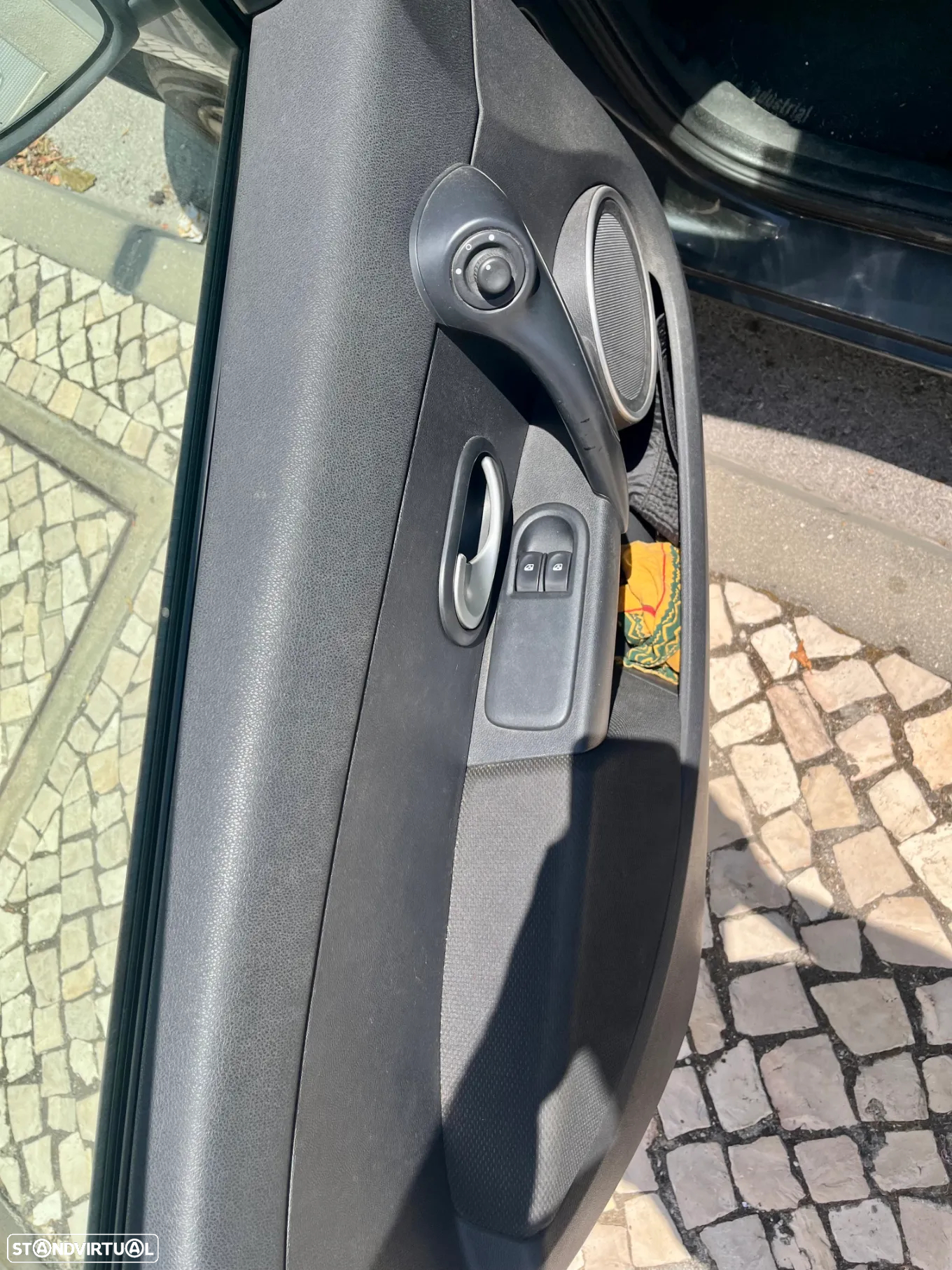 Renault Clio 1.5 dCi Confort - 8