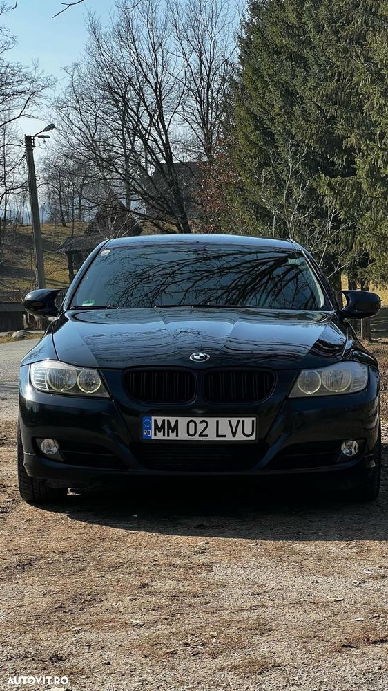 BMW Seria 3 318d - 12