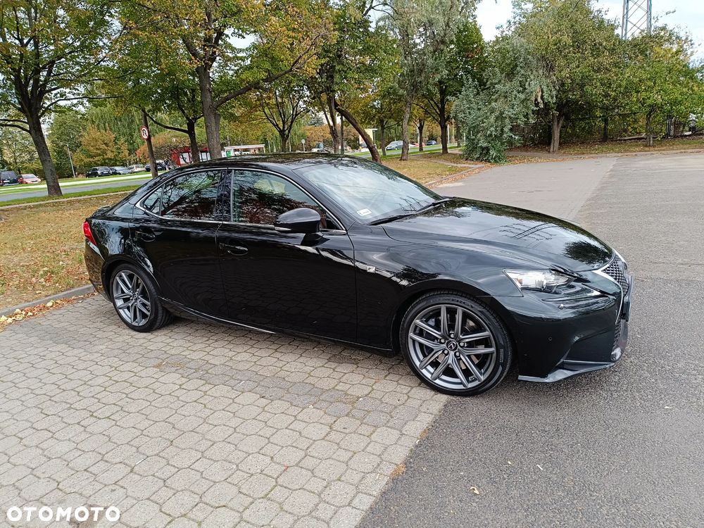 Lexus IS 200t F Sport - 1