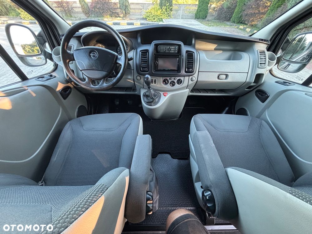Opel Vivaro - 15