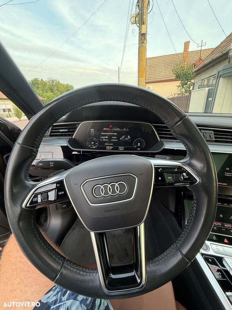 Audi e-tron Sportback - 13