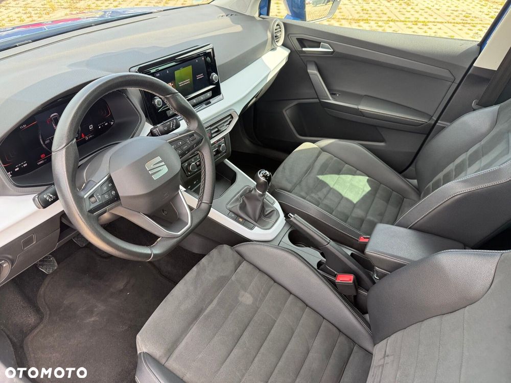 Seat Arona - 12