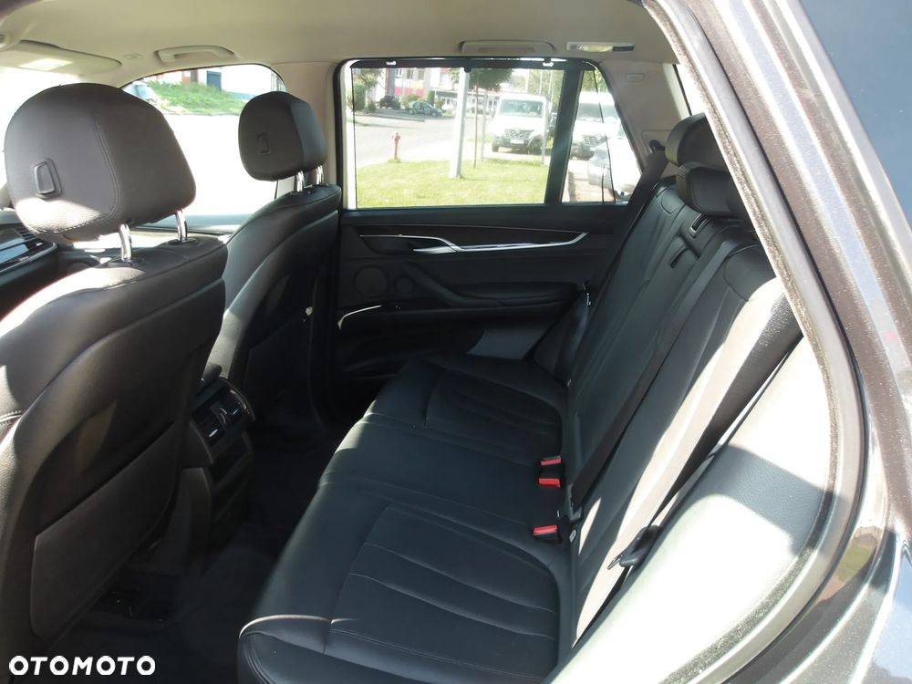 BMW X5 xDrive40d - 18