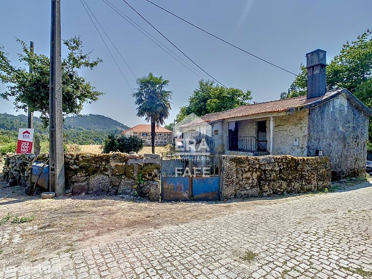 Moradia para restauro com 802m2 de terreno - Grande imagem: 2/23