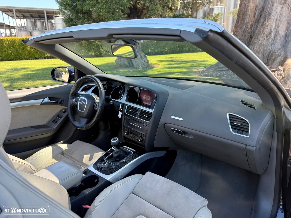 Audi A5 Cabrio 2.0 TDi - 8