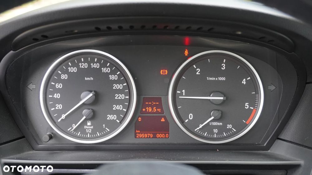 BMW Seria 5 520d - 16