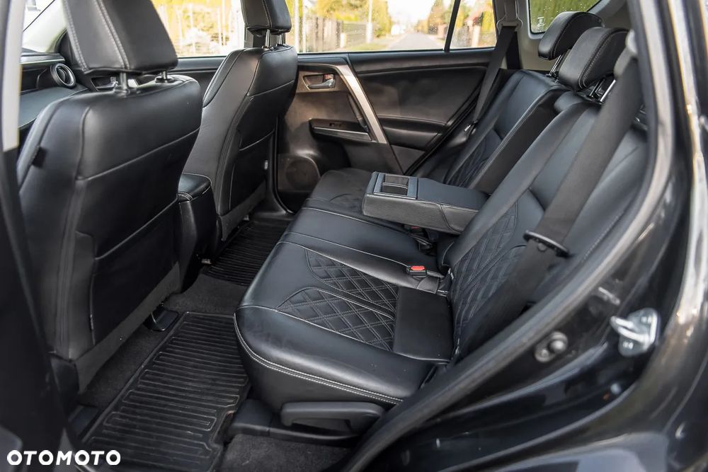 Toyota RAV4 2.0 D-4D 4x2 Start-Stop Executive - 22