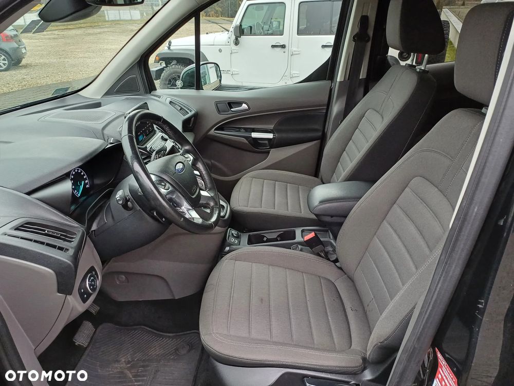 Ford Tourneo Connect - 13