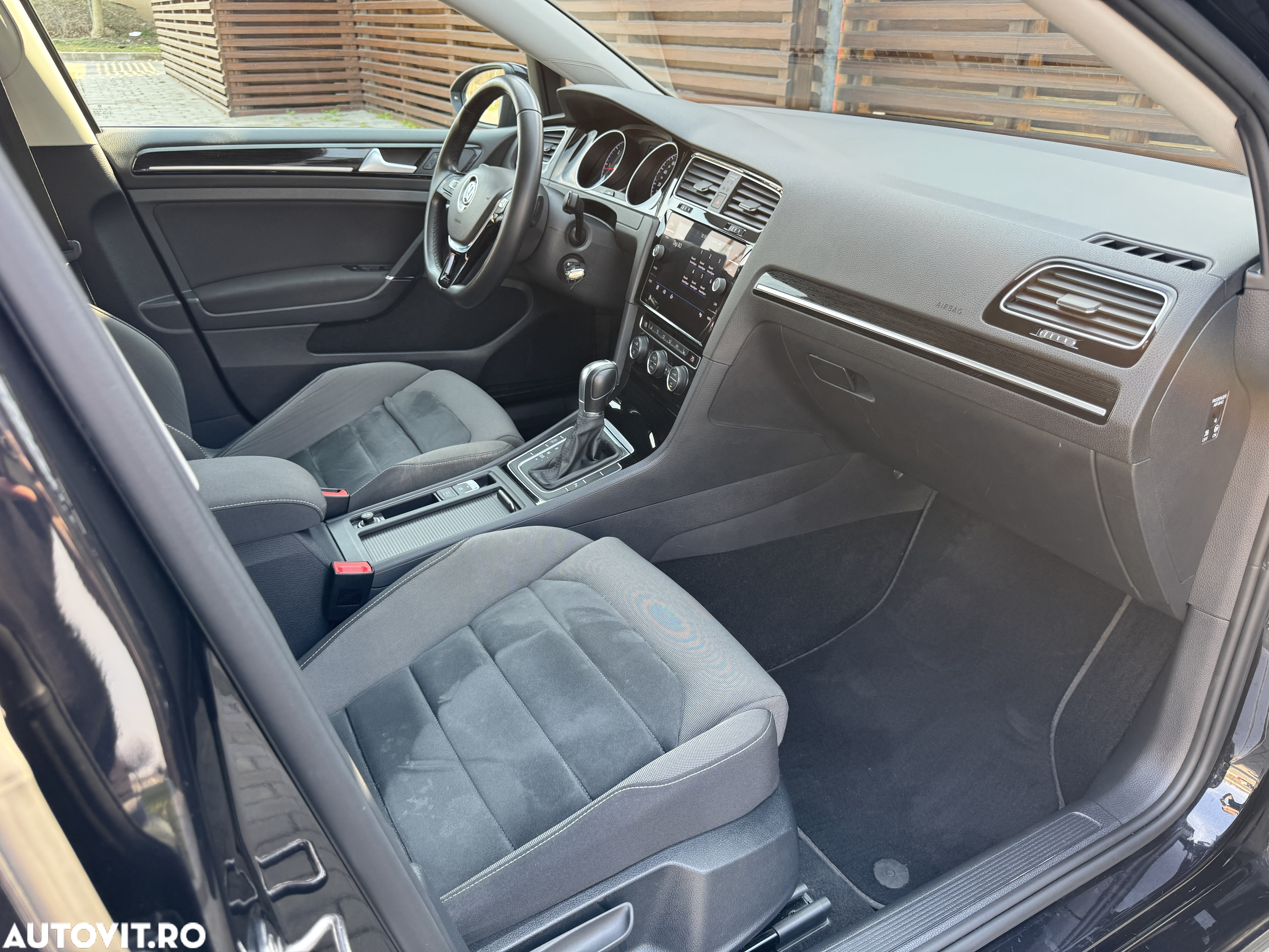 Volkswagen Golf 1.6 TDI DSG Highline - 11