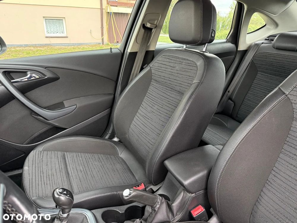 Opel Astra IV 1.4 T Active EU6 - 15