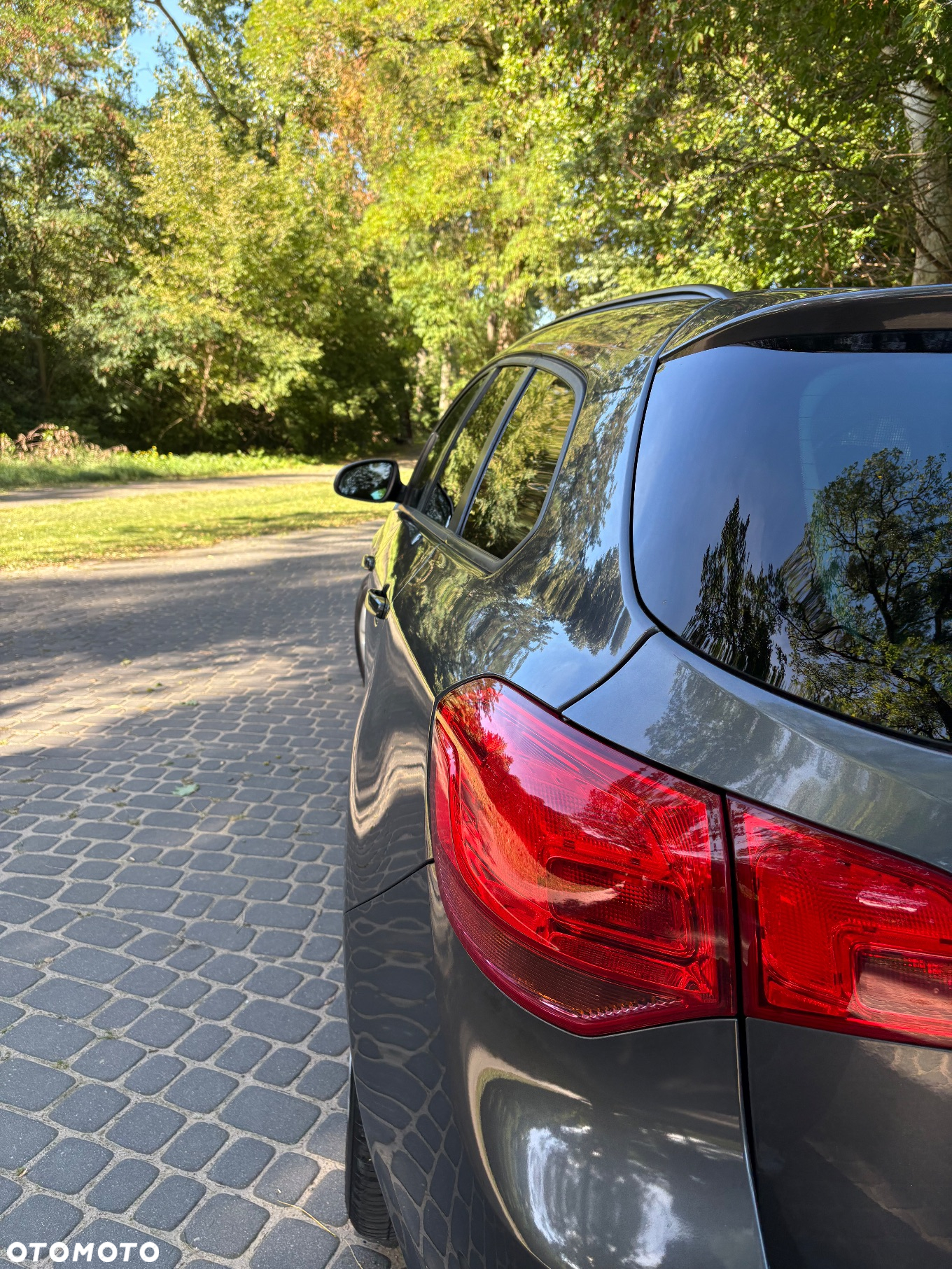 Opel Astra 2.0 CDTI DPF Sports Tourer Automatik Edition - 9