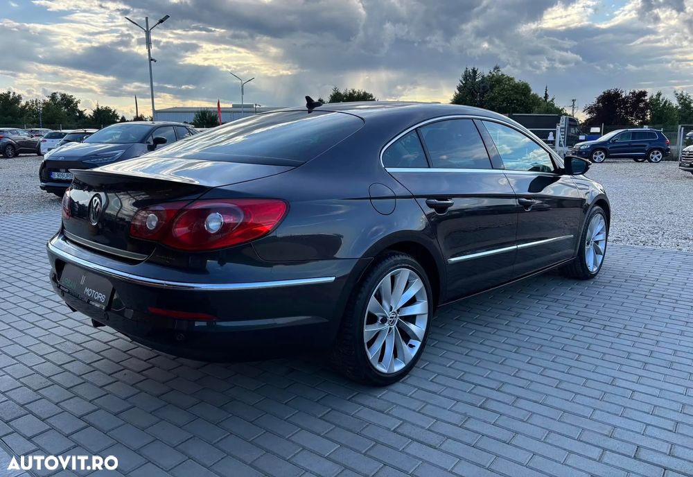Volkswagen Passat CC 2.0 TDI DPF DSG - 2