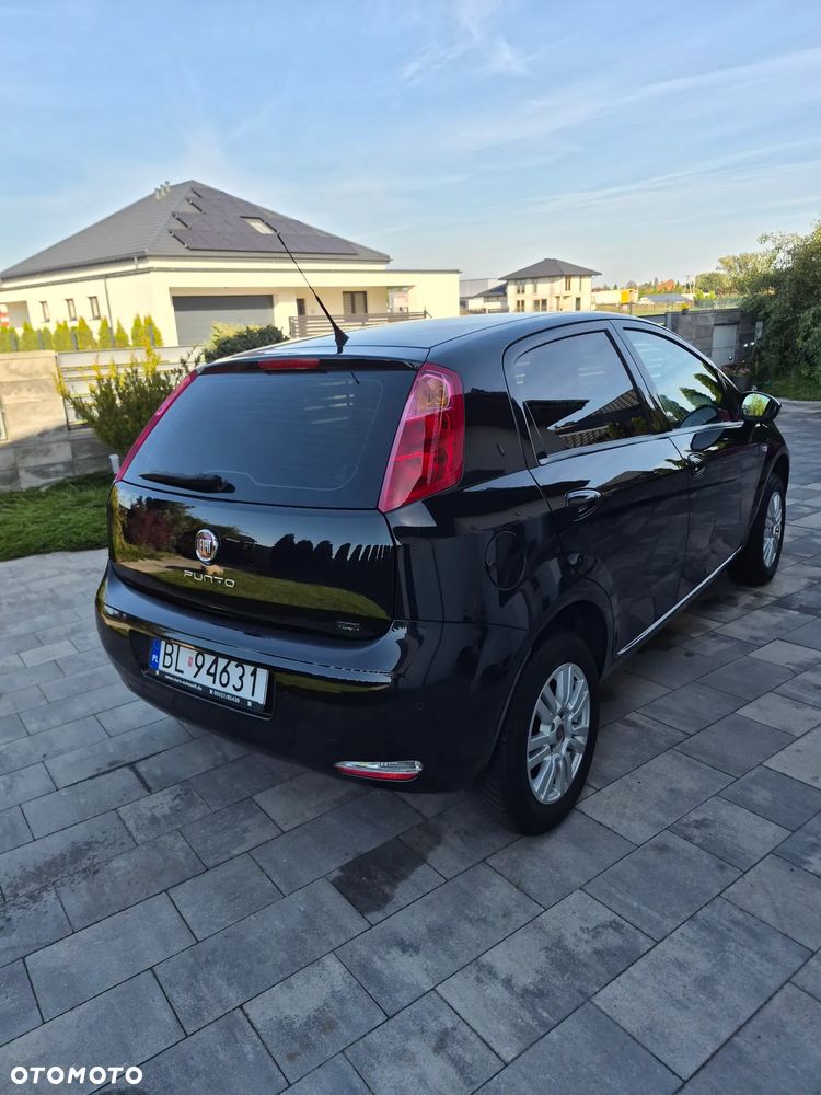 Fiat Grande Punto Actual 1.4 8V Estiva Blue&Me Euro5 - 8