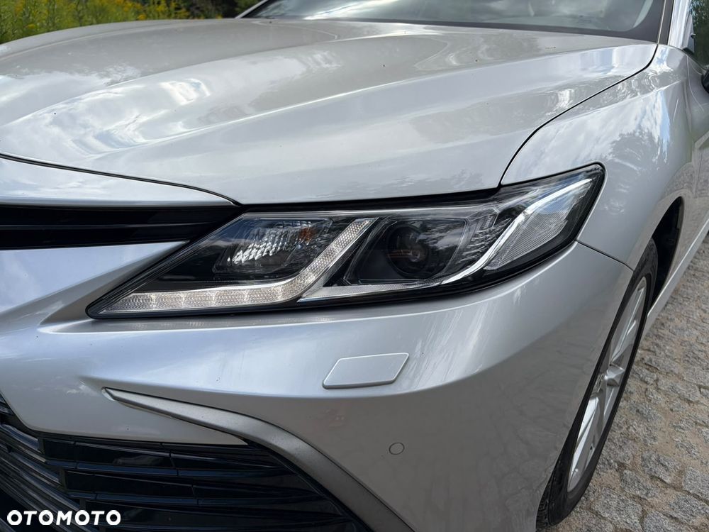 Toyota Camry 2.5 Hybrid Comfort CVT - 10