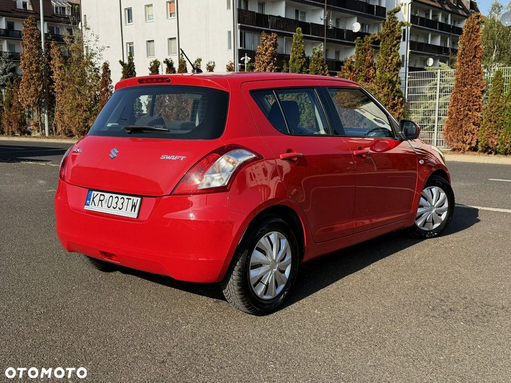 Suzuki Swift 1.2 Comfort Plus - 10