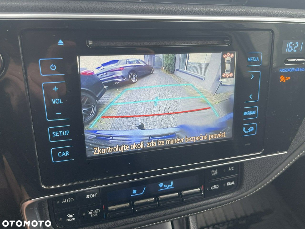 Toyota Auris 1.6 Valvematic Touring Sports Comfort - 9