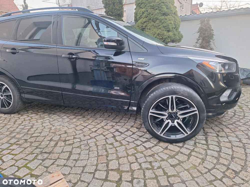 Ford Kuga 2.0 TDCi 4x4 ST-Line - 10