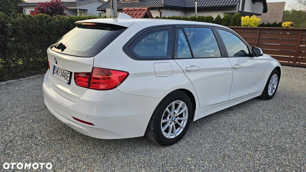 BMW Seria 3 - 18