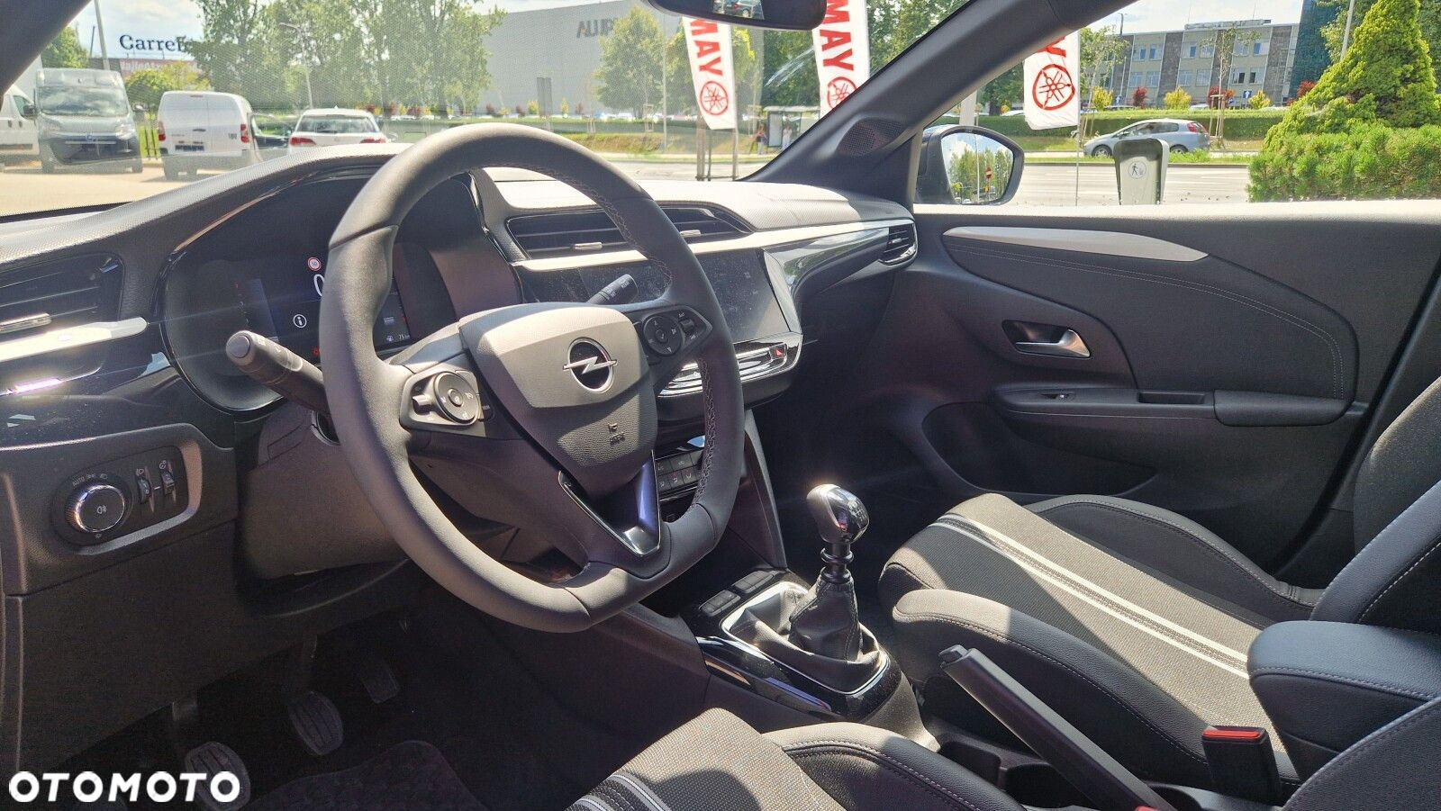 Opel Corsa 1.2 GS S&S - 12