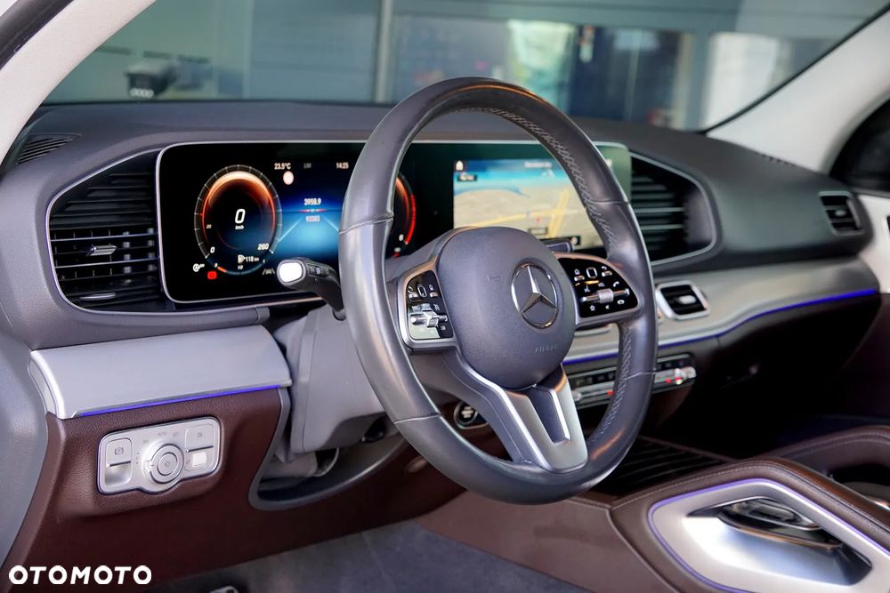 Mercedes-Benz GLE 300 d 4-Matic - 17
