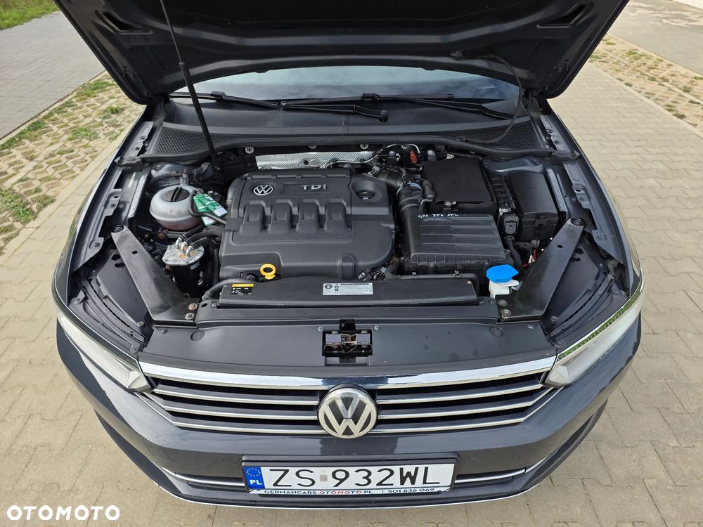 Volkswagen Passat 2.0 TDI (BlueMotion Technology) Highline - 21