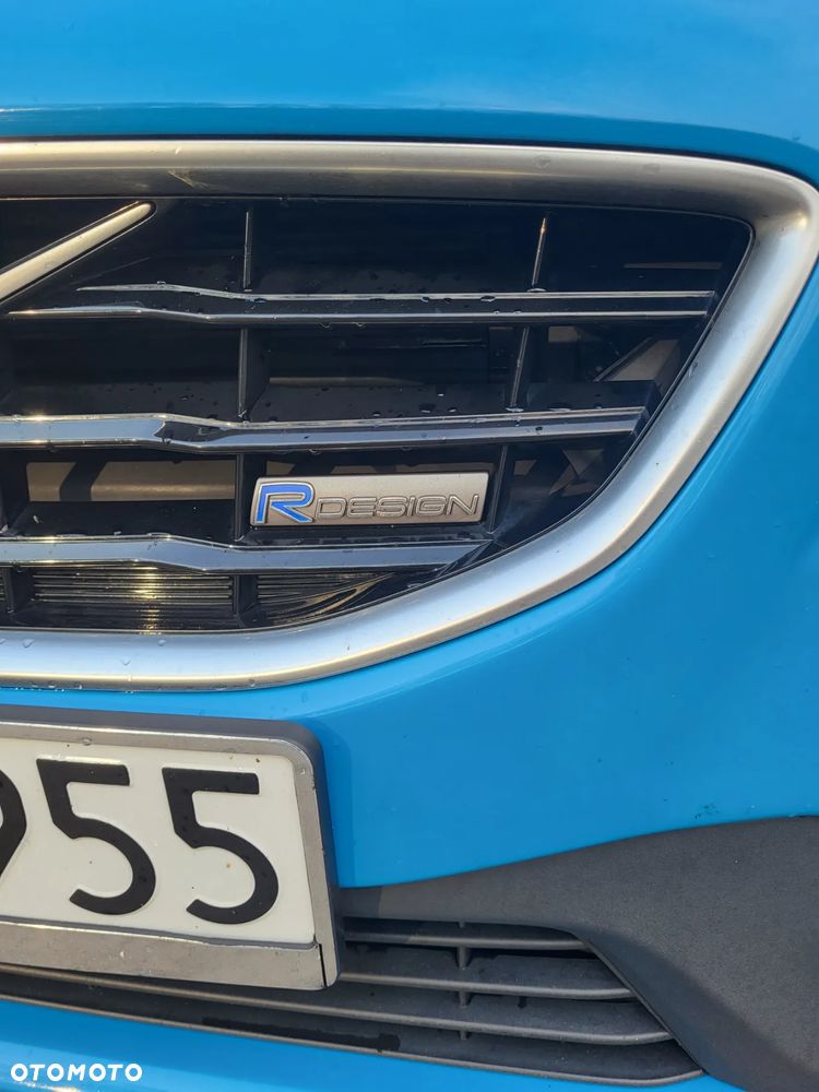 Volvo V40 D2 R Design - 9