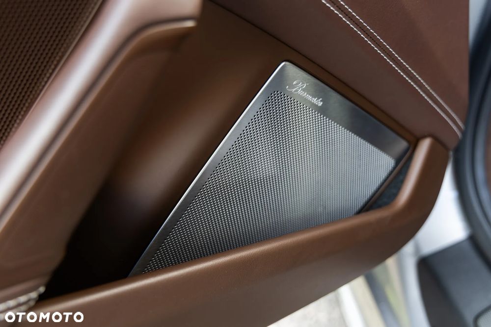 Porsche 911 Turbo S - 17