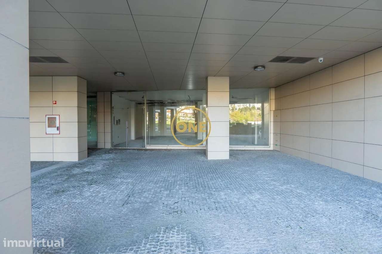 Loja | Paços de Ferreira | 108.000,00€ - Grande imagem: 2/21