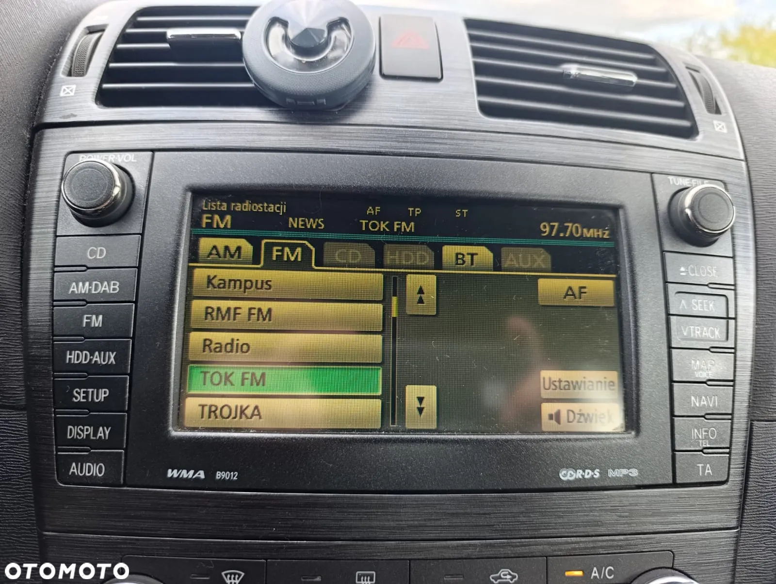 Toyota Avensis 2.0 Prestige NAVI - 17