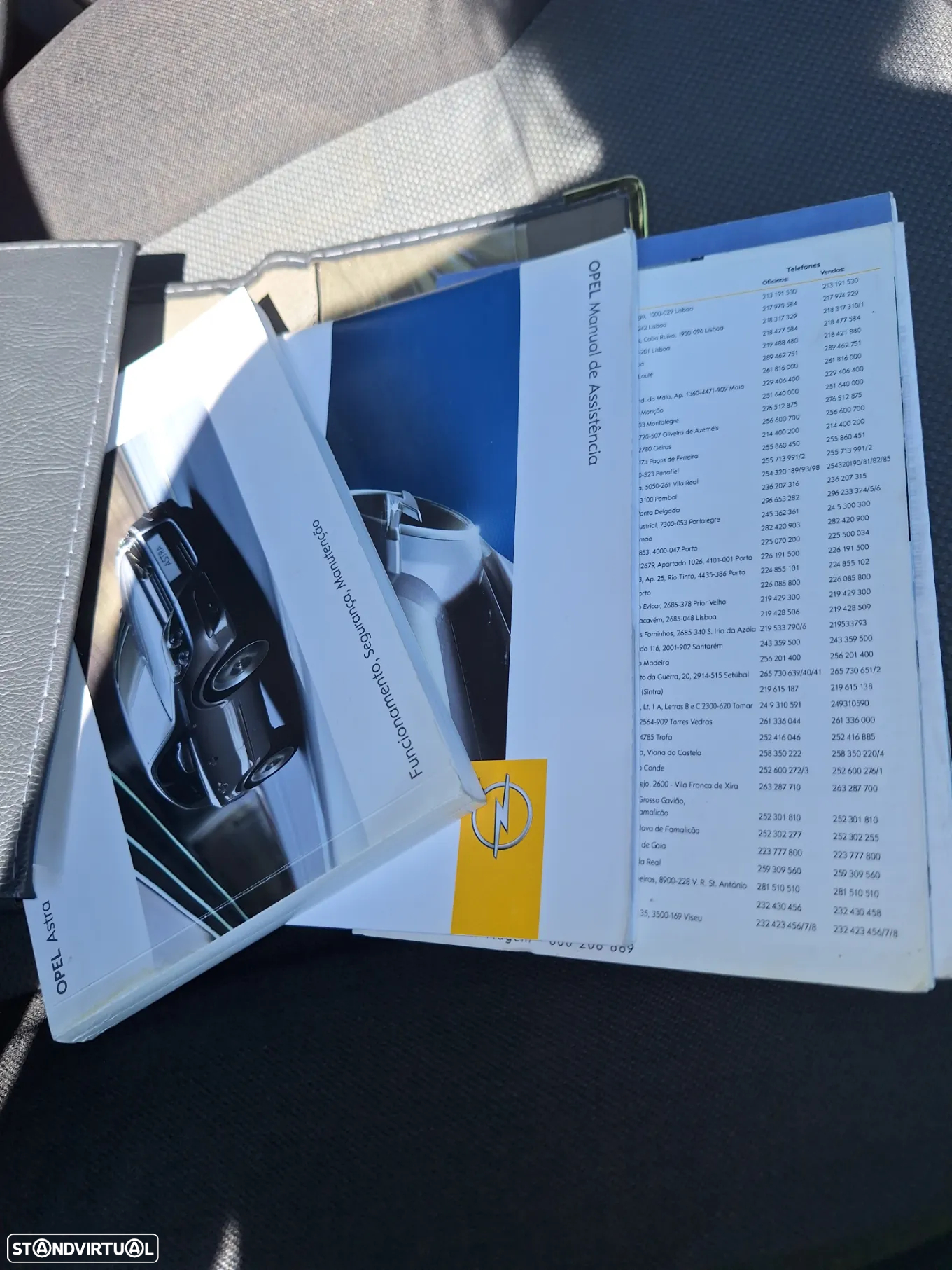 Opel Astra Caravan - 21