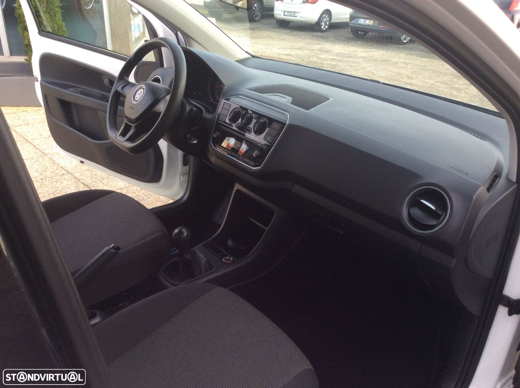VW Up! - 34
