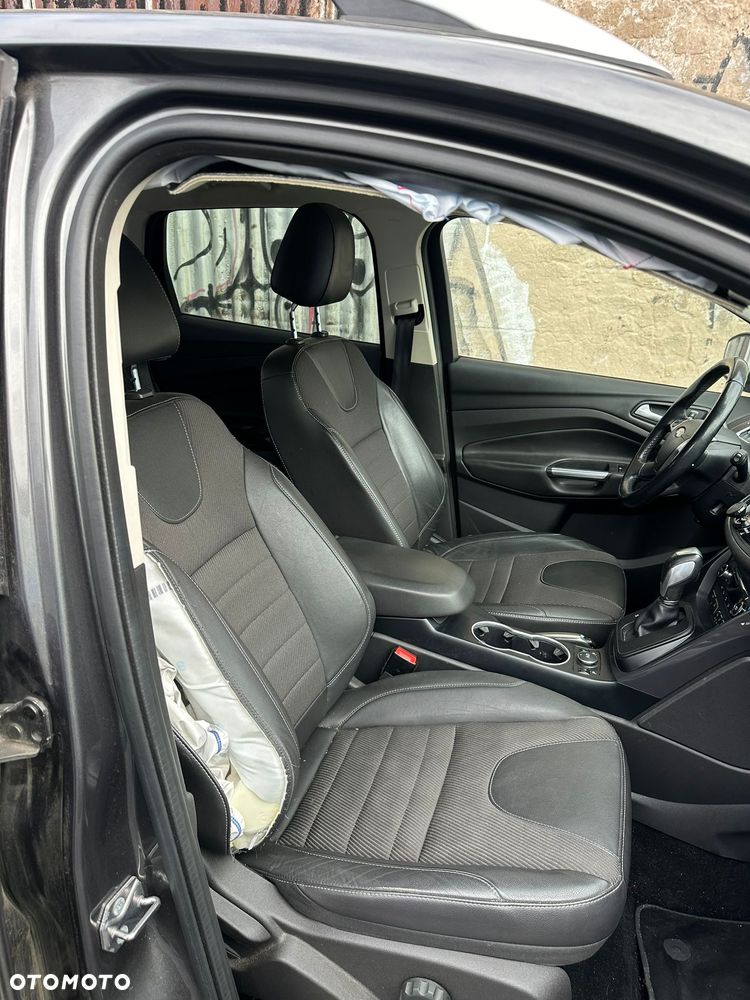 Ford Kuga 2.0 TDCi 4x4 Titanium - 10