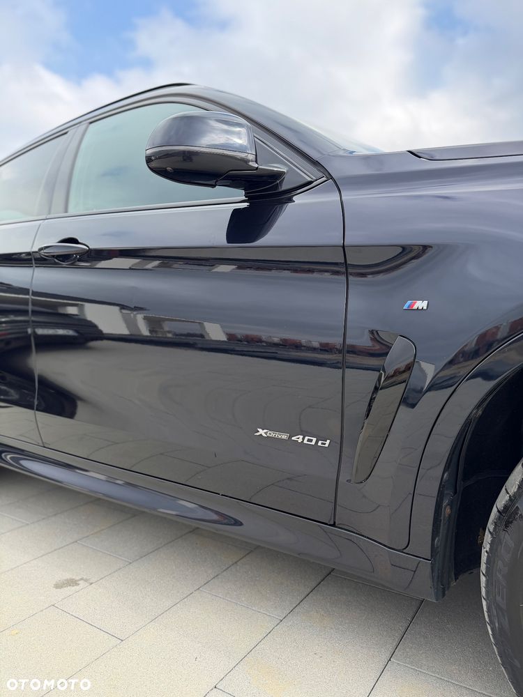 BMW X6 xDrive40d - 25