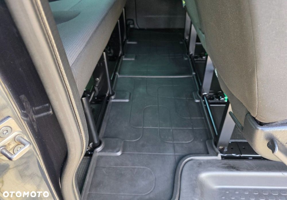 Renault Trafic - 30