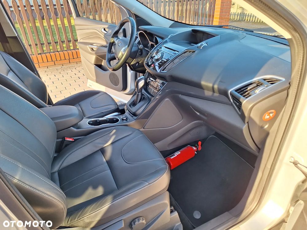 Ford Kuga 2.0 TDCi 4x4 Titanium - 21