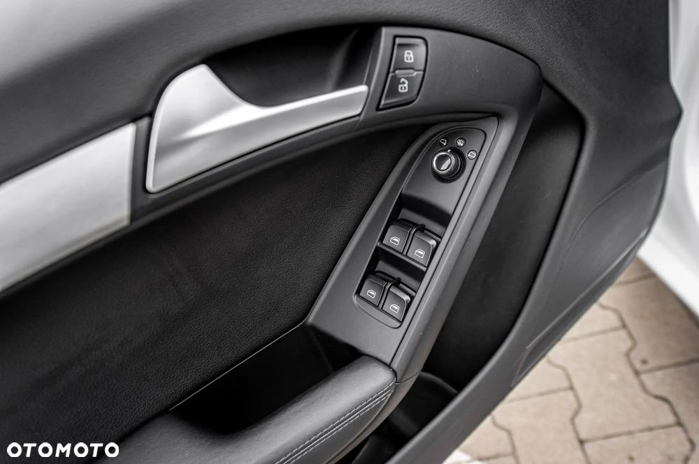 Audi A5 Cabrio - 37