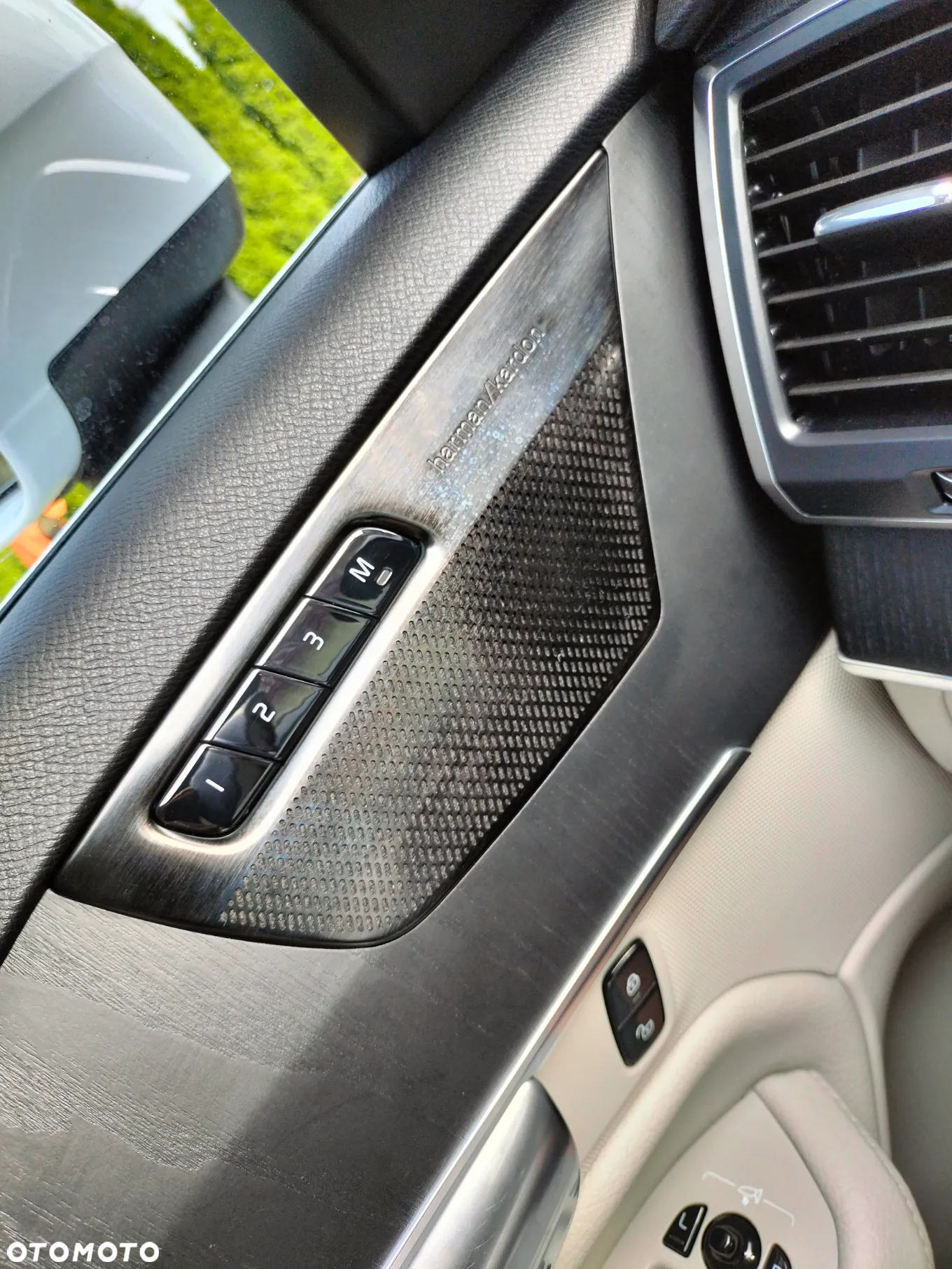 Volvo XC 90 T5 AWD Geartronic Momentum Pro - 29