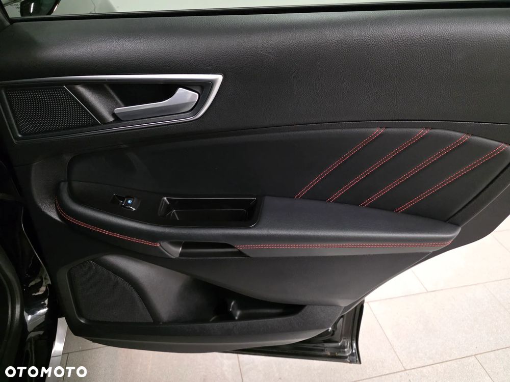 Ford Edge 2.0 EcoBlue Twin-Turbo 4WD ST-Line - 24