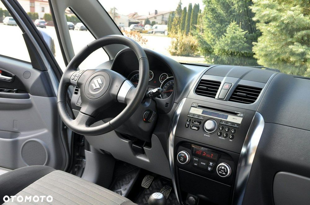 Suzuki SX4 - 26