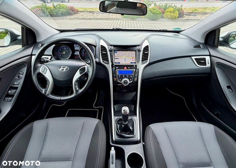 Hyundai i30 1.4 Premium - 6