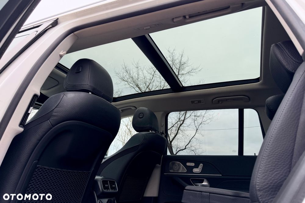 Mercedes-Benz GLS - 19