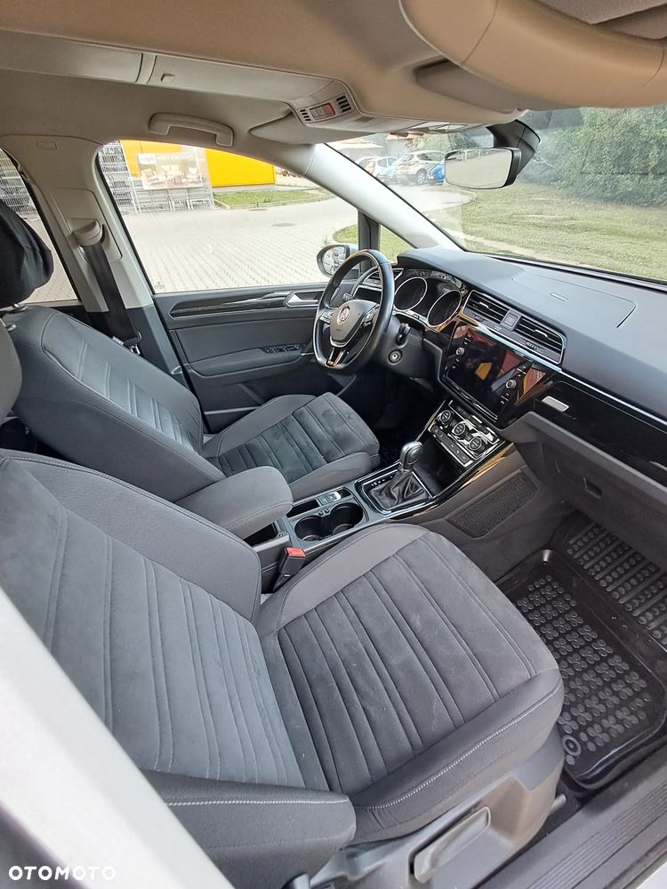 Volkswagen Touran 2.0 TDI BMT Highline DSG - 8