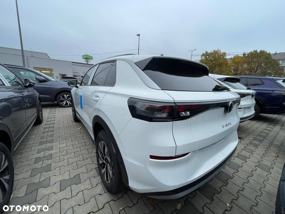 Volkswagen T-Roc - 4