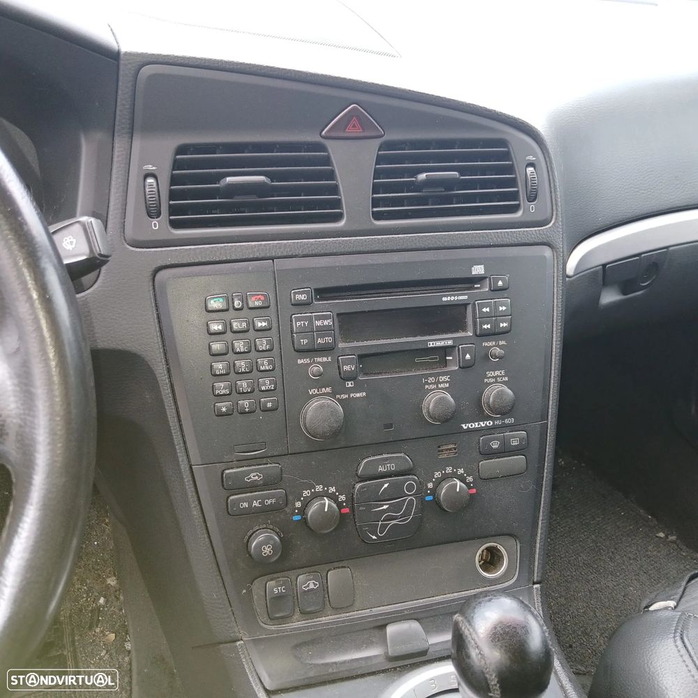 Volvo S60 2.4 D5 - 10