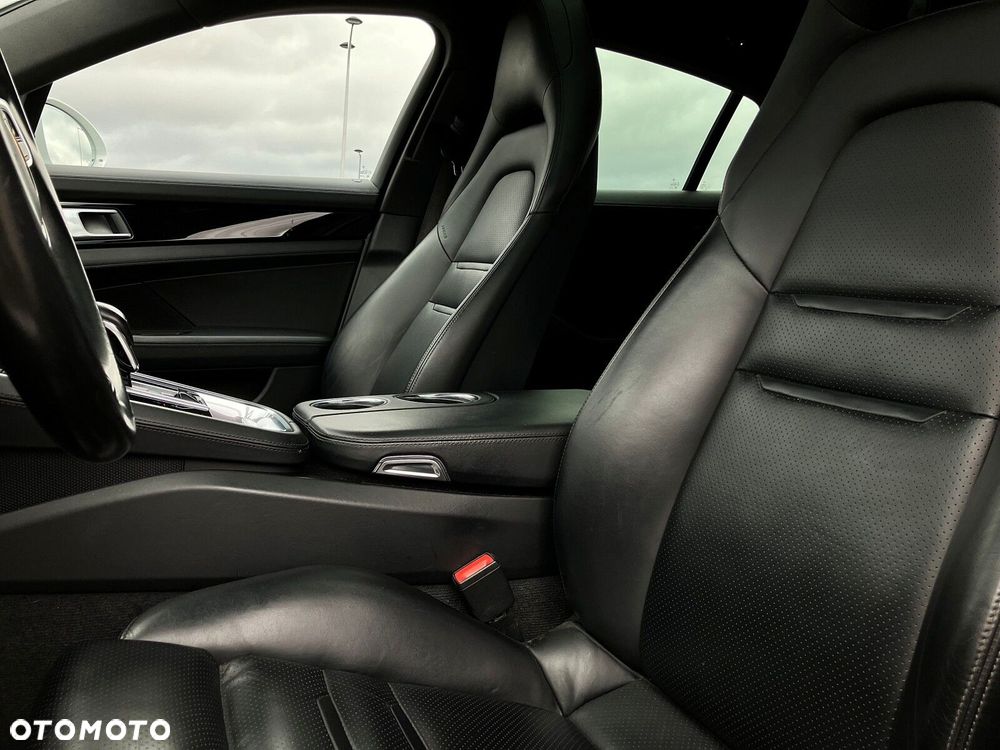 Porsche Panamera - 14